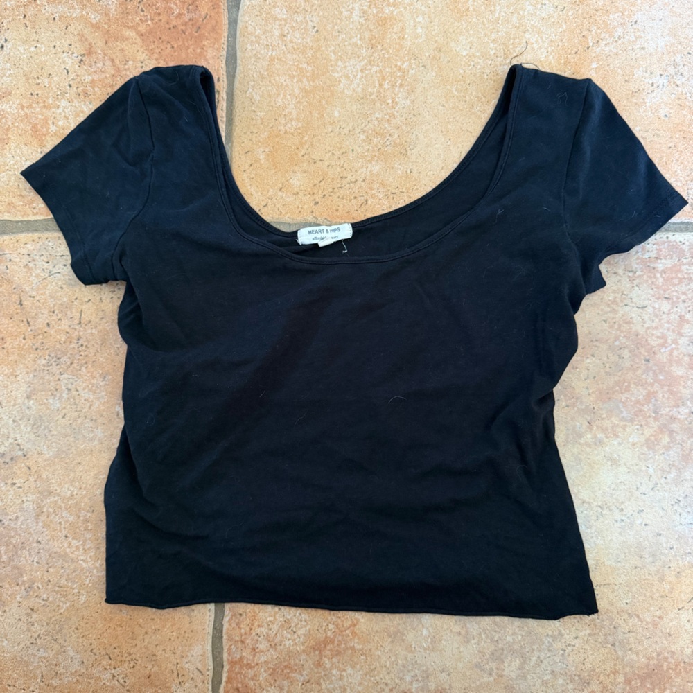 Heart & Hips Black Crop Top
